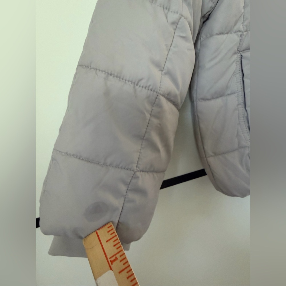 Abercrombie Kids Girls Puffer Jacket Size 7/8 Gray –Water-Resistant – Pre-Owned - Picture 11 of 16